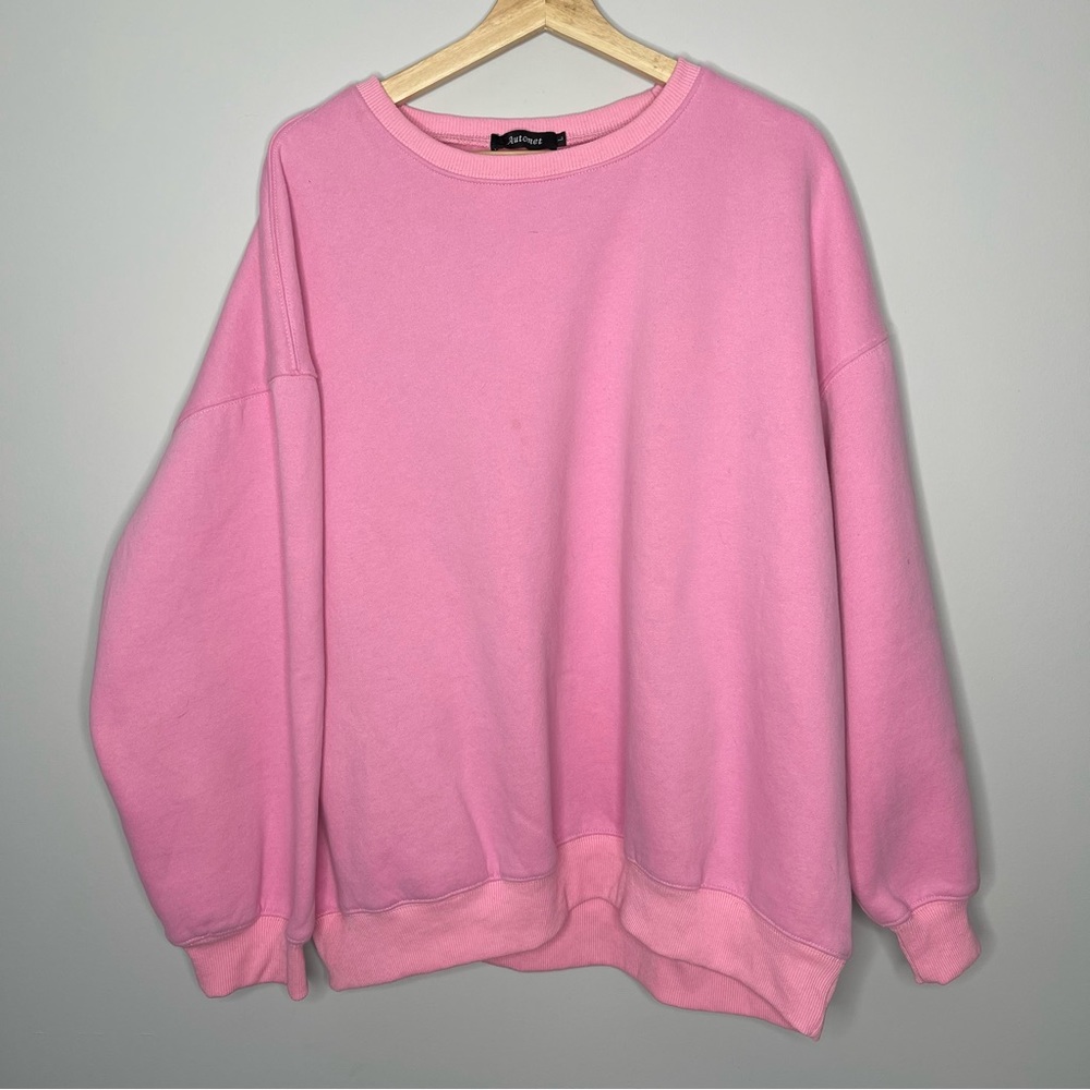 Women’s Large bubblegum pink crew‎ neck sweatshirt